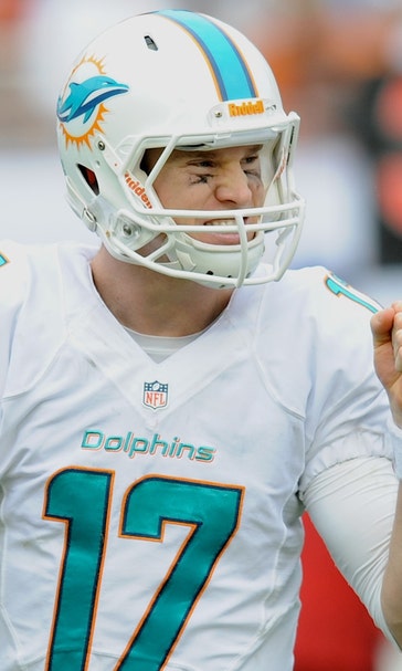 Dolphins' Tannehill, Wallace hope to click this year